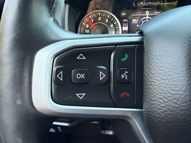Used 2019 RAM 1500 Big Horn AWD/4WD image 17