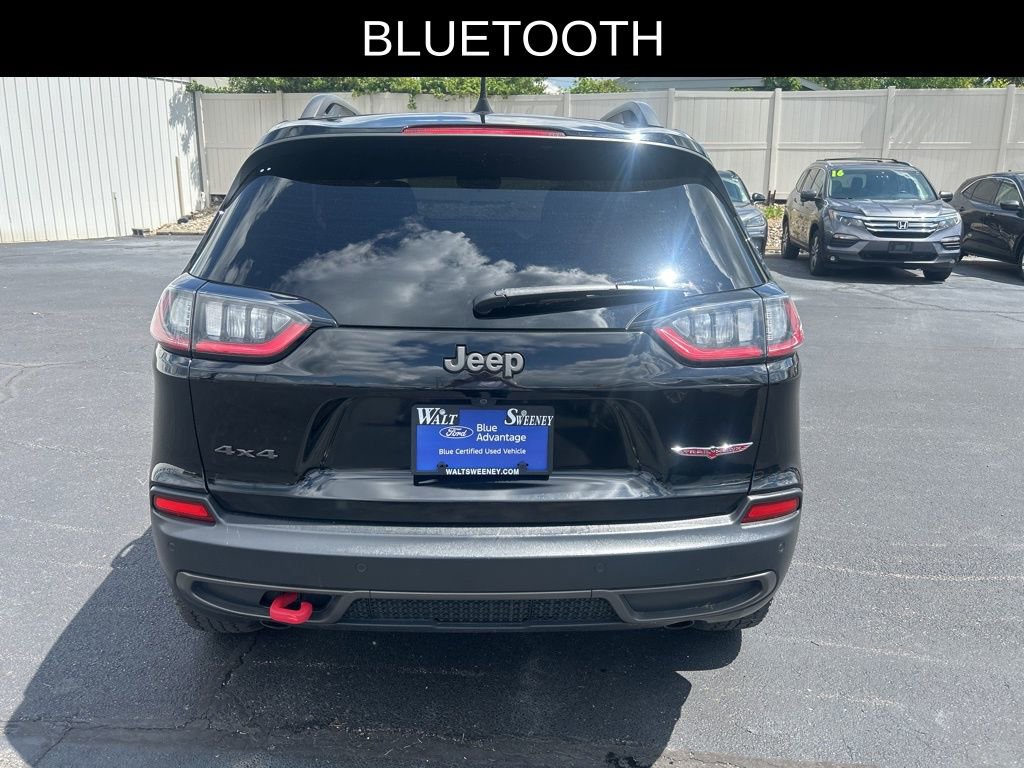 Used 2019 Jeep Cherokee Trailhawk AWD/4WD image 5