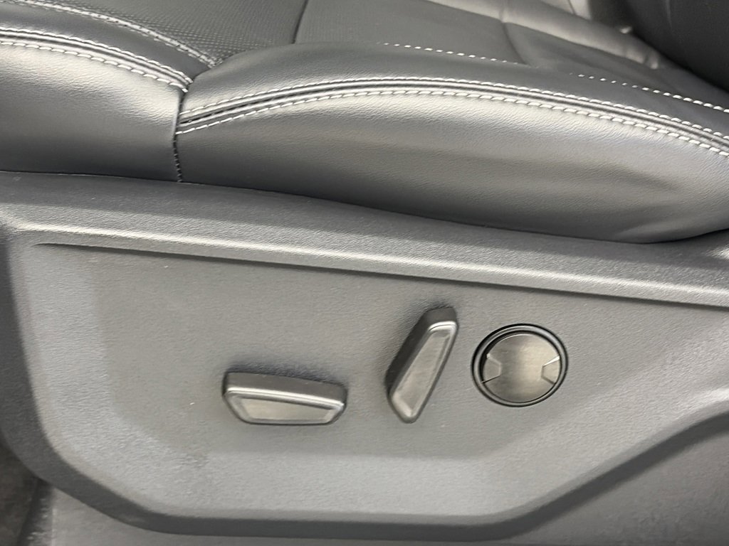 Certified 2025 Ford Expedition Platinum w/ Stealth Performance Package image 27