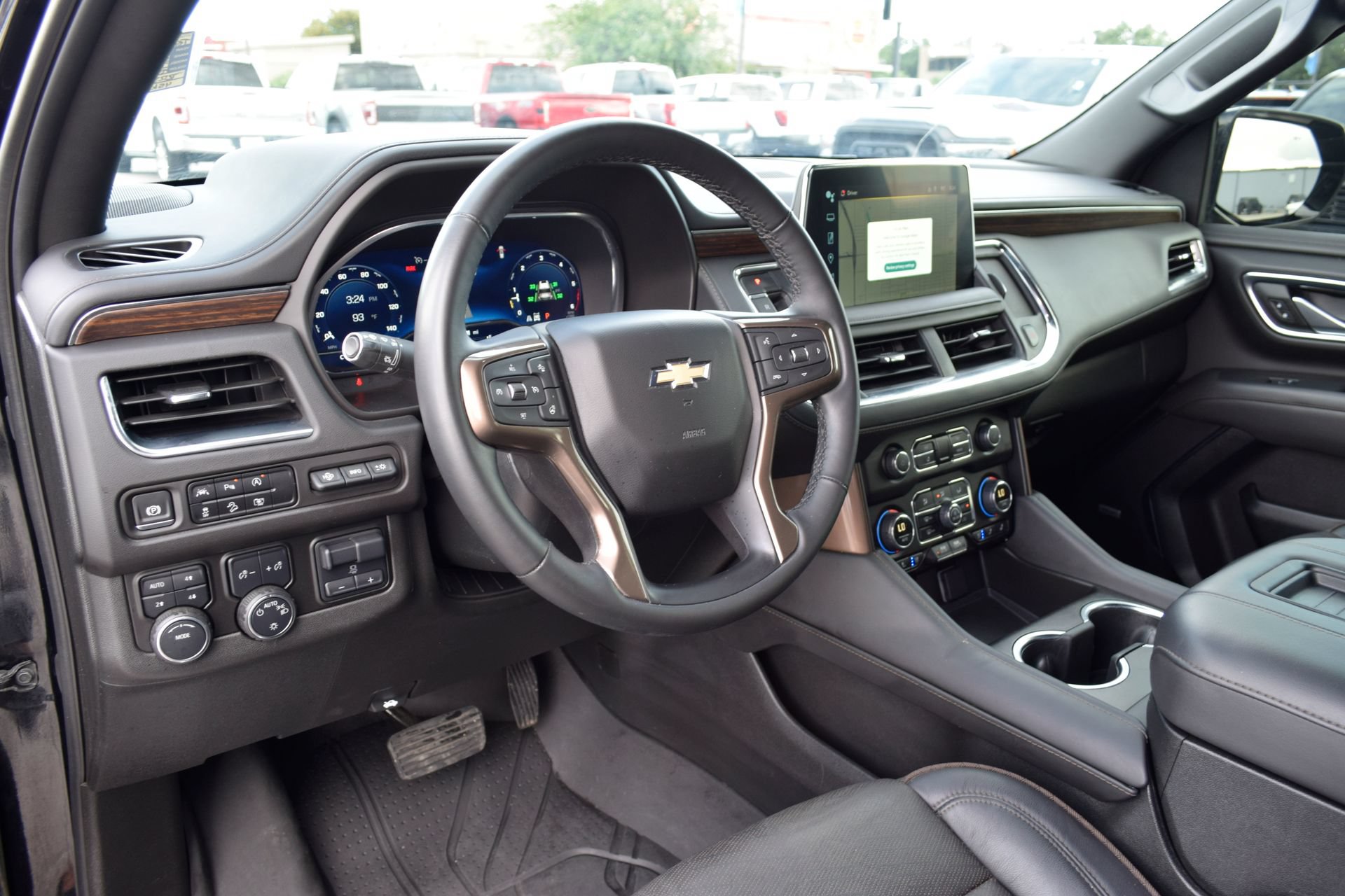 Used 2024 Chevrolet Tahoe High Country w/ Premium Package AWD/4WD image 14