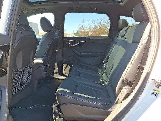 Used 2025 Audi Q7 3.0T Premium Plus AWD/4WD image 26