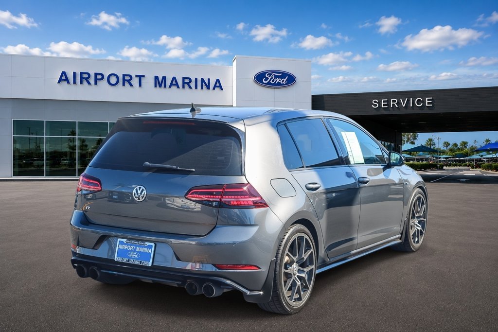 Used 2018 Volkswagen Golf R 4-Door AWD/4WD image 8
