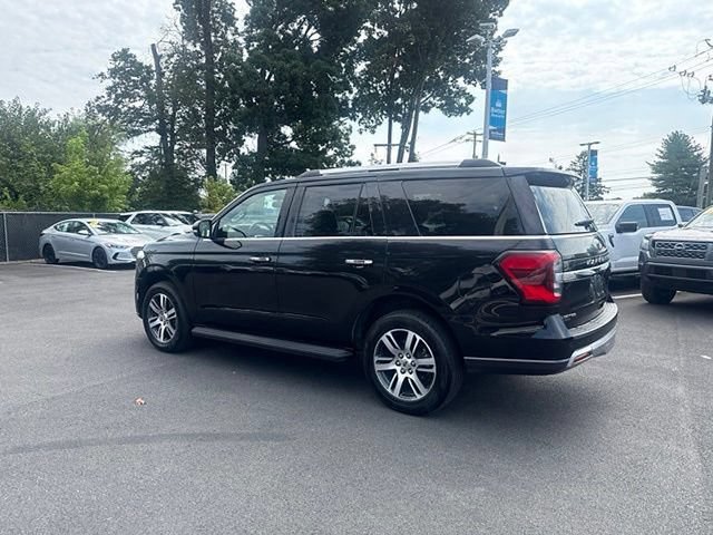 Certified 2024 Ford Expedition Limited AWD/4WD image 6