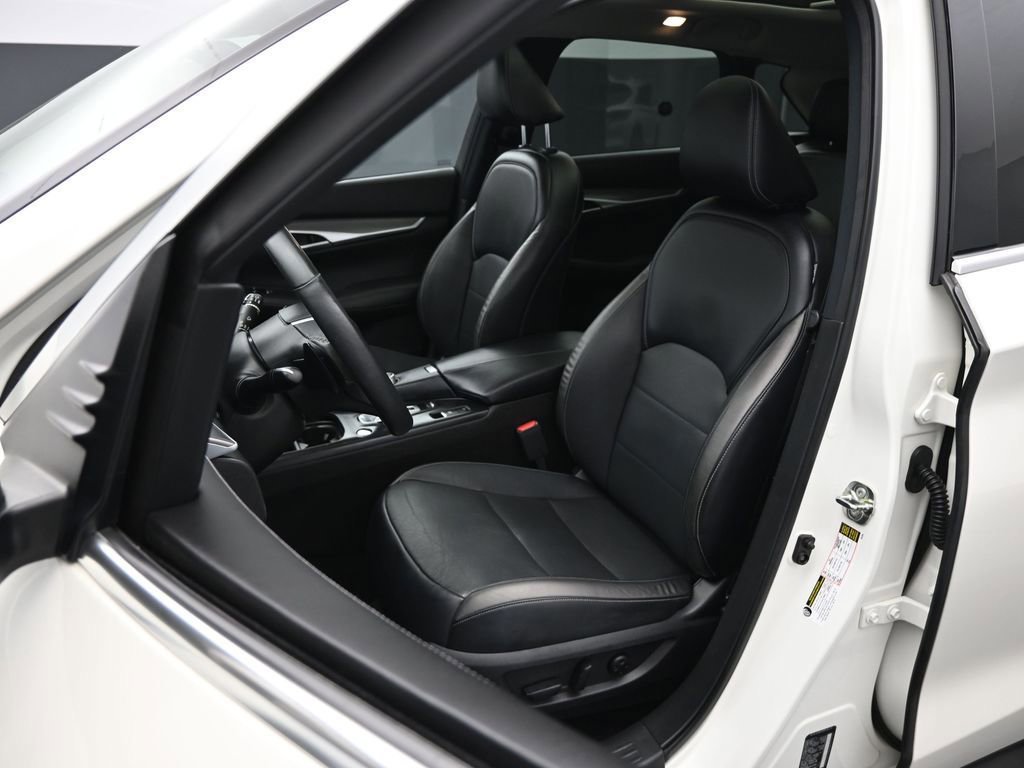 Used 2022 INFINITI QX50 Luxe image 36