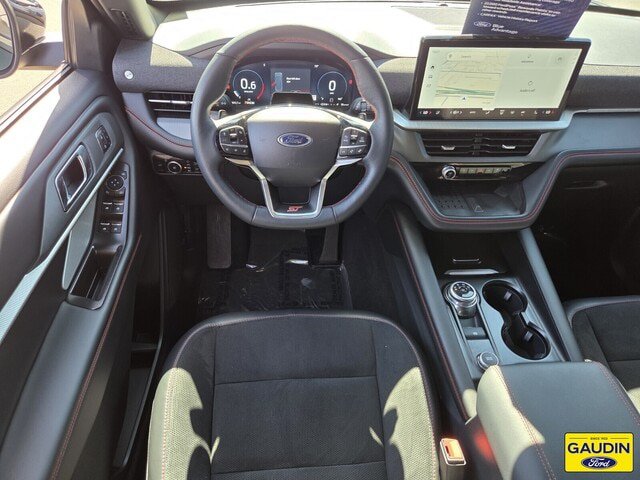 Certified 2025 Ford Explorer ST AWD/4WD image 13