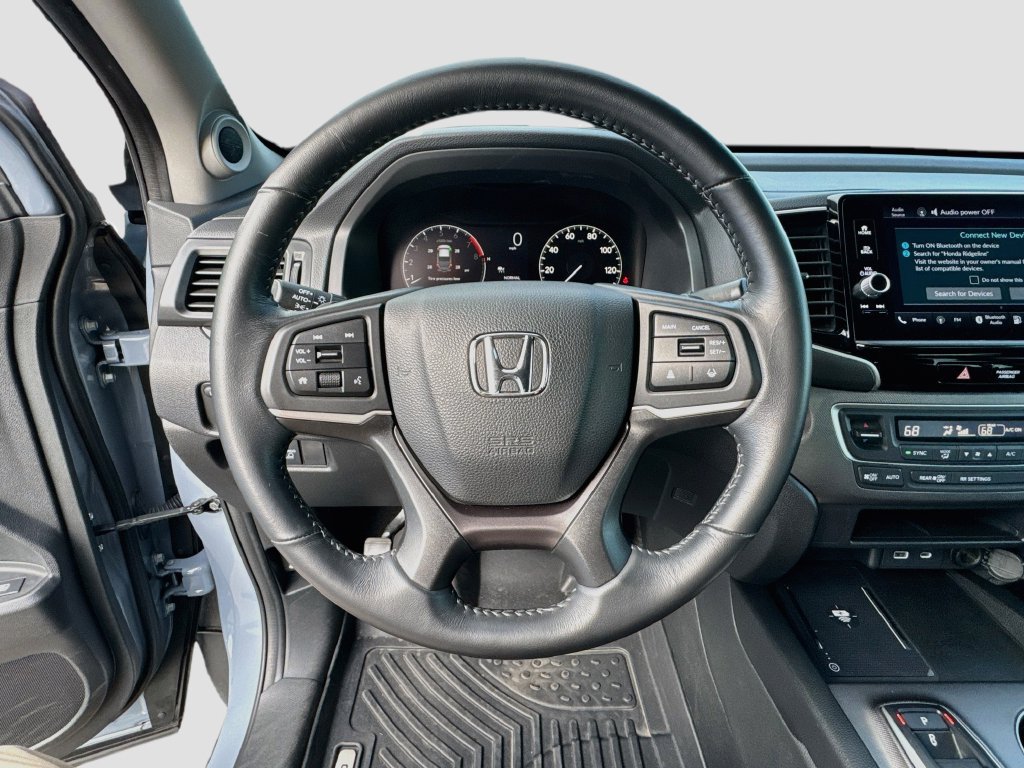 Used 2025 Honda Ridgeline Sport image 11