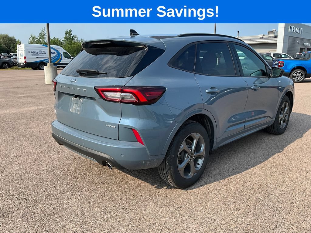 Certified 2023 Ford Escape ST-Line w/ Tech Pack #1 AWD/4WD image 7