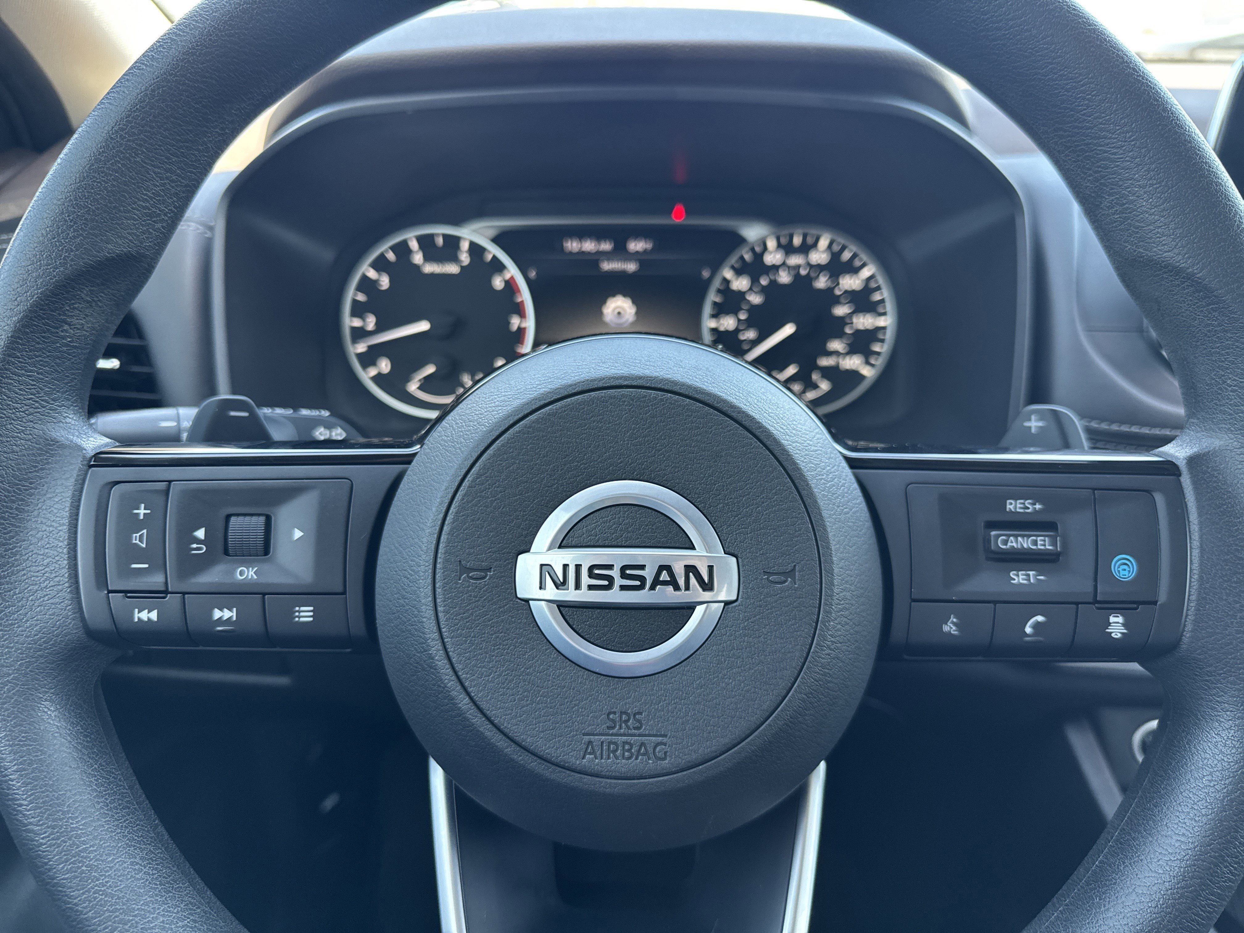 Used 2021 Nissan Rogue SV image 15