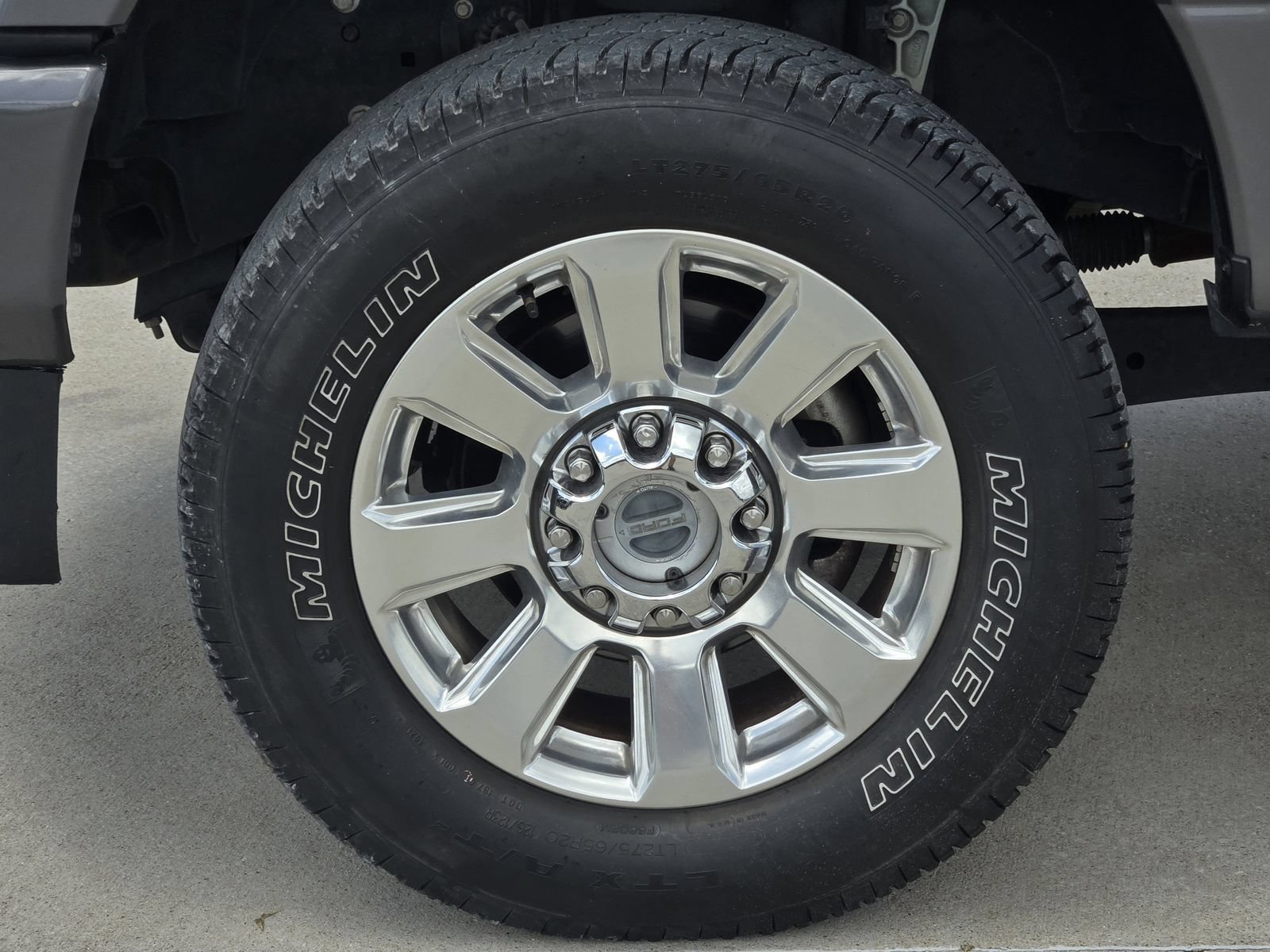 Certified 2022 Ford F350 Platinum AWD/4WD image 13