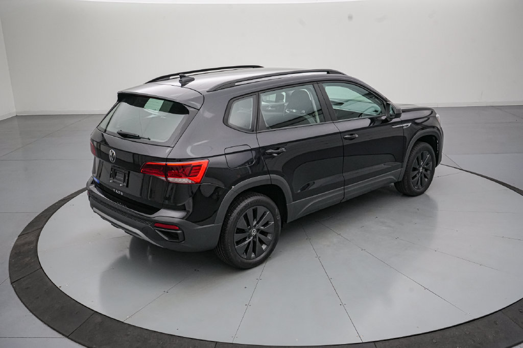 Used 2023 Volkswagen Taos S FWD image 4