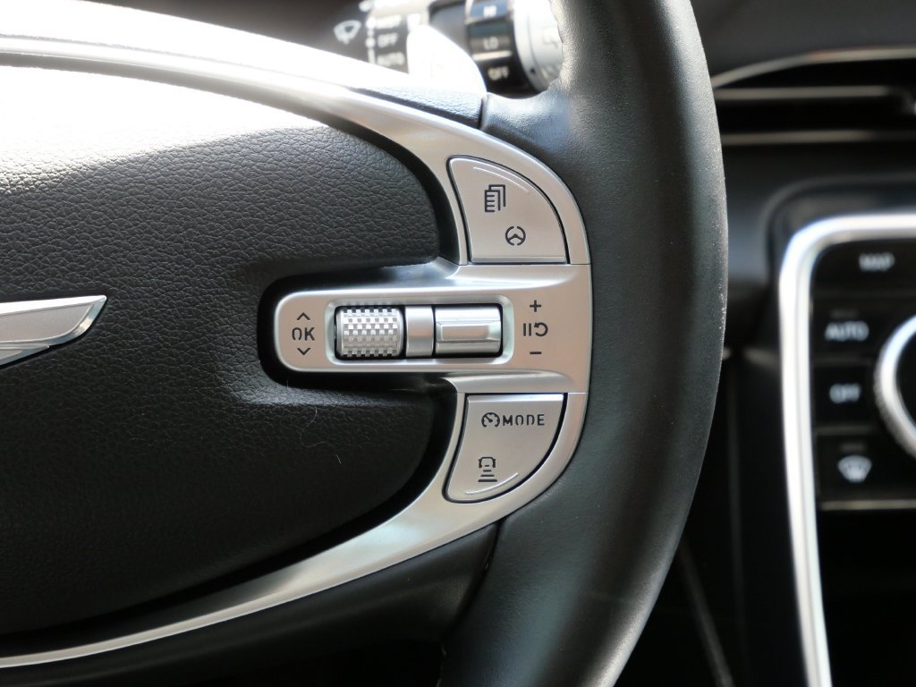 Used 2021 Genesis GV80 2.5T RWD image 21