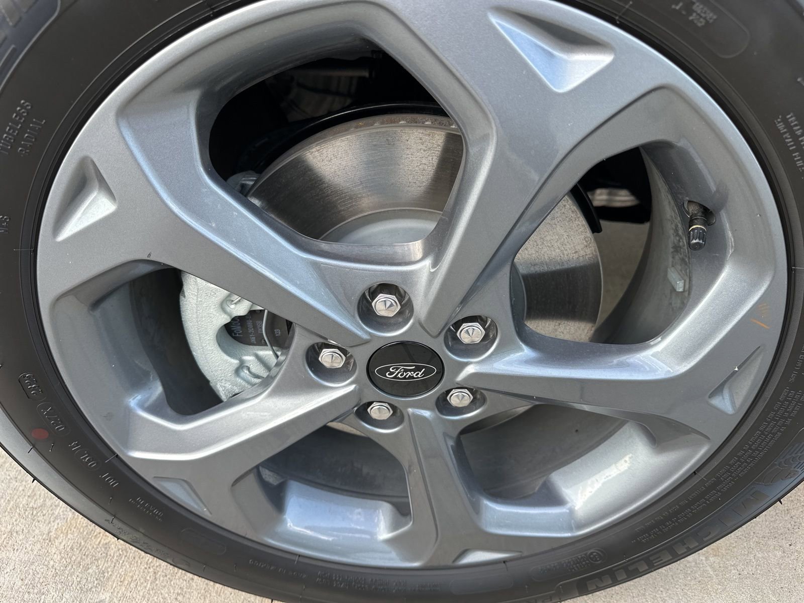 Certified 2025 Ford Escape ST-Line w/ Tech Pack #1 image 4