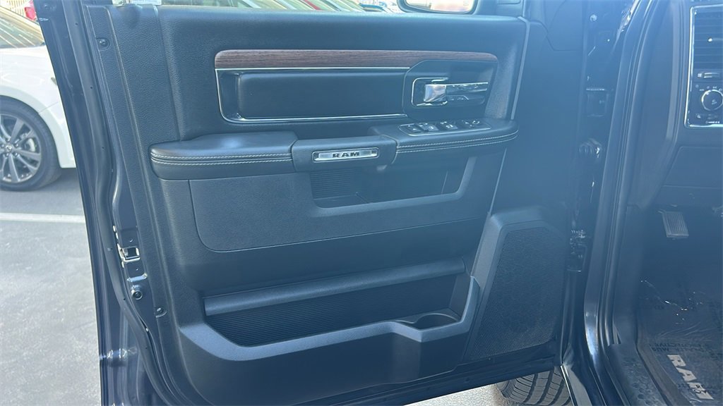 Used 2018 RAM 1500 Laramie w/ Convenience Group image 19