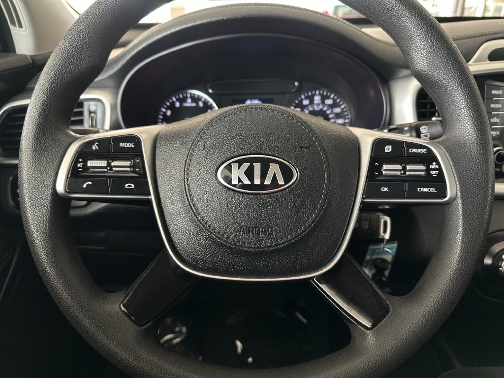 Used 2020 Kia Sorento LX AWD/4WD image 22