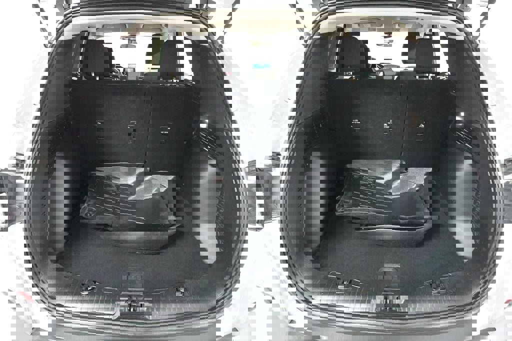 Certified 2020 Ford Escape SE image 27