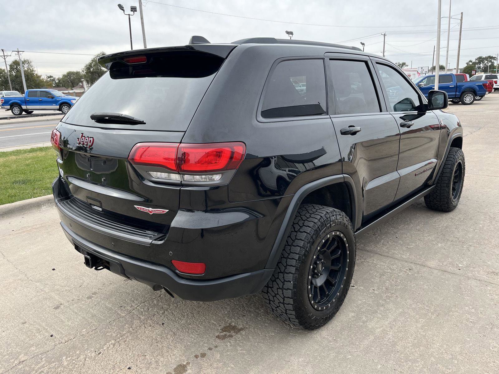 Used 2018 Jeep Grand Cherokee Trailhawk w/ Trailhawk Luxury Group image 5