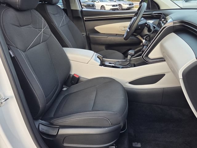 Used 2024 Hyundai Tucson SE AWD/4WD image 16