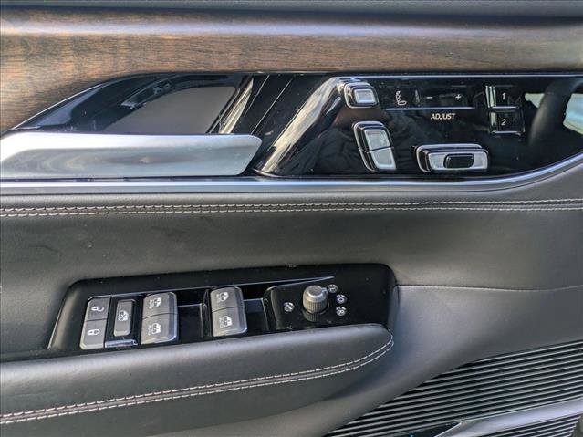 Used 2023 Jeep Grand Wagoneer Series II w/ Flexible Seating Group image 10