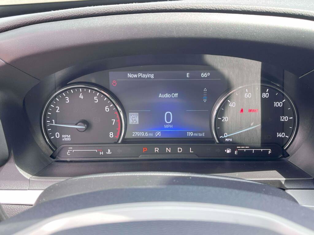 Certified 2023 Ford Explorer XLT AWD/4WD image 3