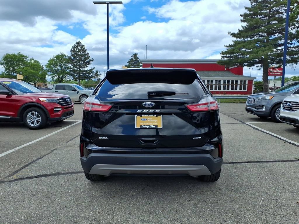 Certified 2023 Ford Edge SEL AWD/4WD image 7