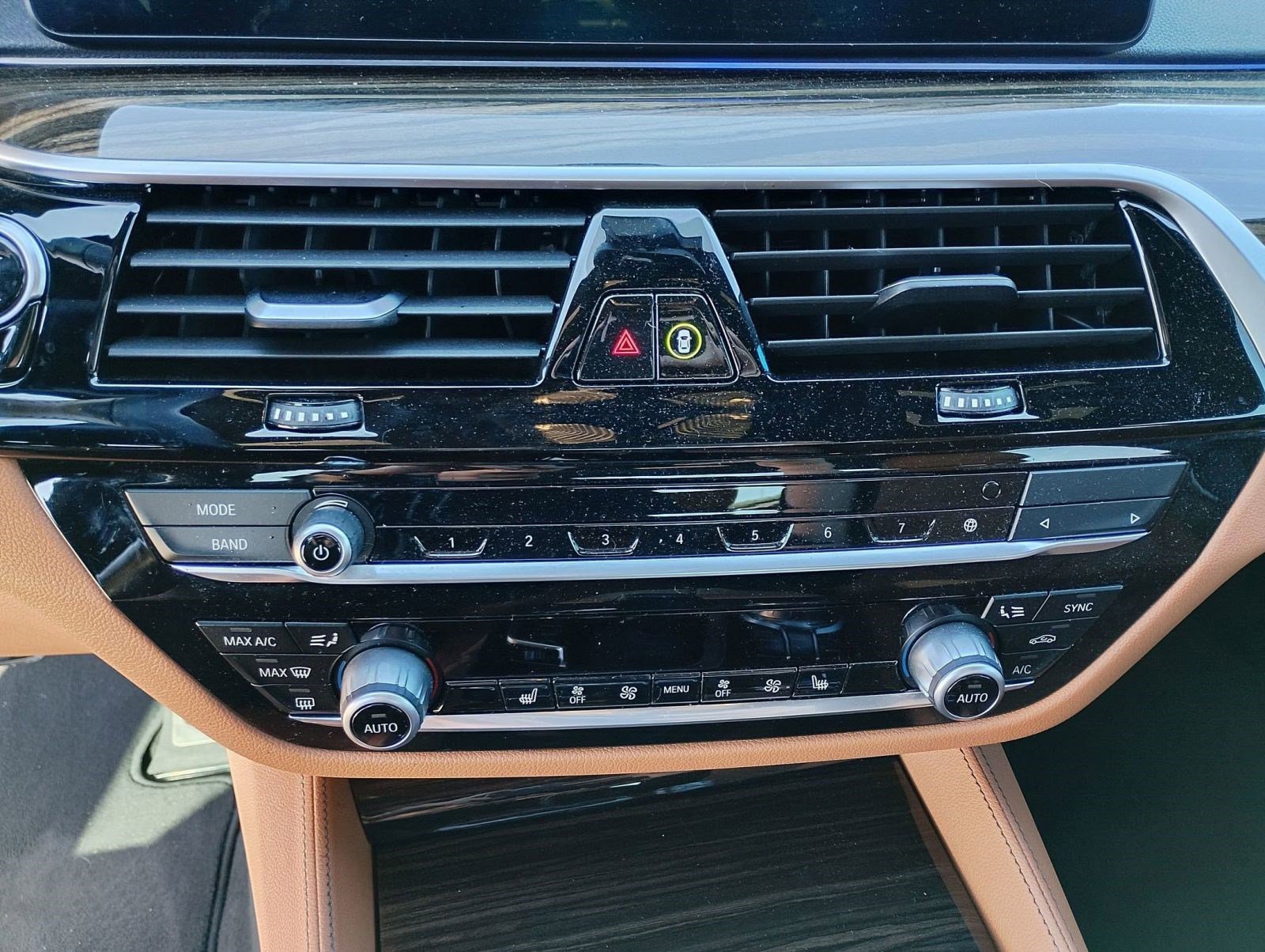 Used 2023 BMW 530i 530i w/ M Sport Package image 20