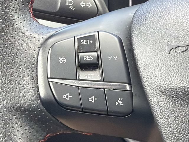 Certified 2025 Ford Escape ST-Line AWD/4WD image 25
