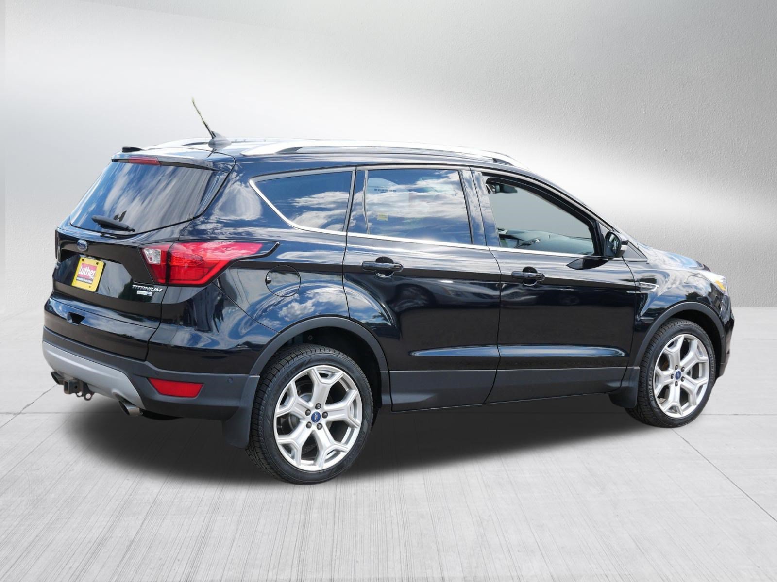 Certified 2019 Ford Escape Titanium AWD/4WD image 7