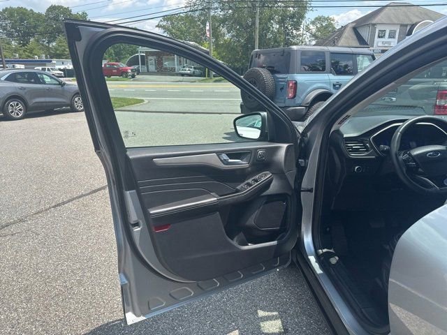 Certified 2022 Ford Escape SEL w/ Technology Package image 14