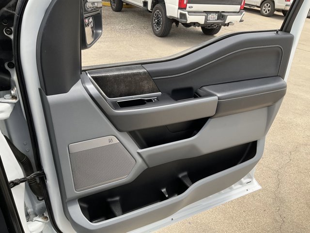 Certified 2025 Ford F250 XLT w/ Black Appearance Package AWD/4WD image 22