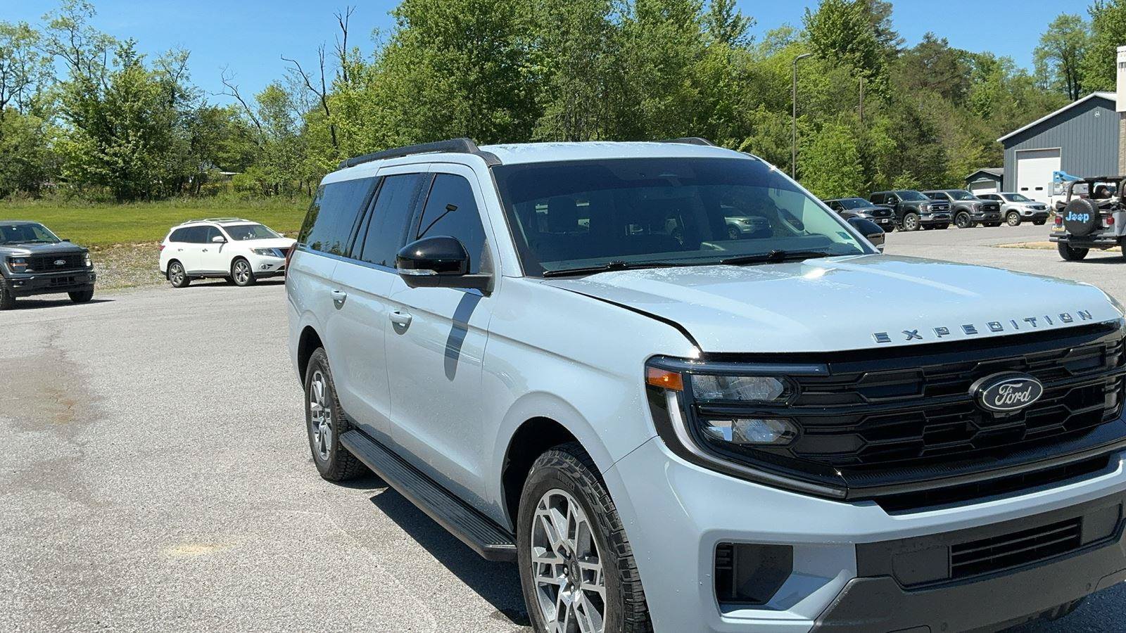 Certified 2026 Ford Expedition Max Active AWD/4WD image 3