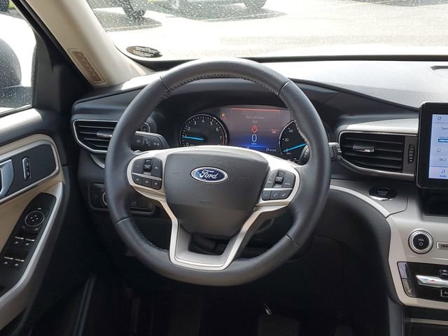 Certified 2023 Ford Explorer XLT w/ Equipment Group 202A AWD/4WD image 24