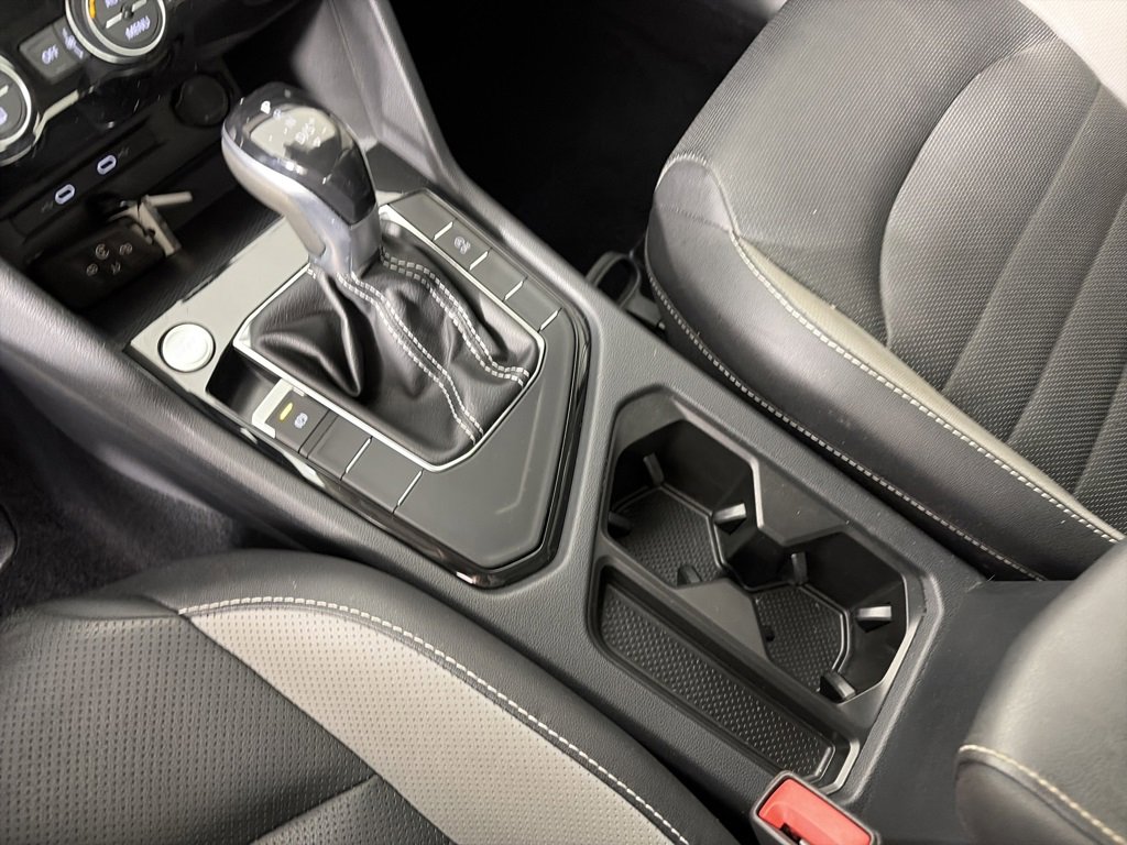 Used 2022 Volkswagen Taos SEL w/ Panoramic Sunroof Package image 22