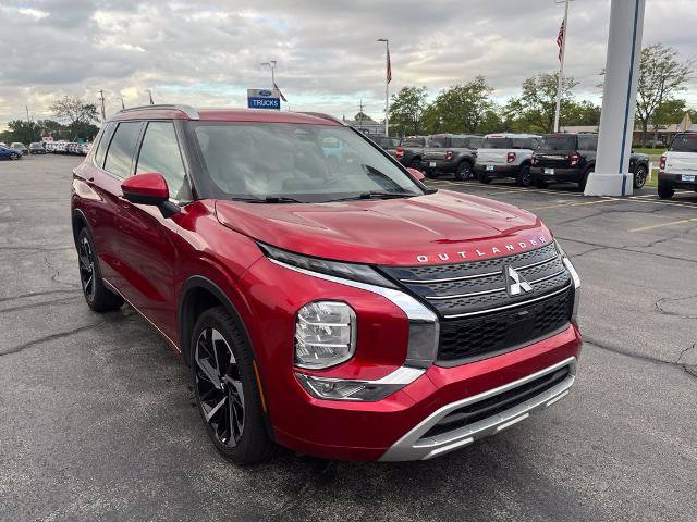 Used 2023 Mitsubishi Outlander AWD image 8
