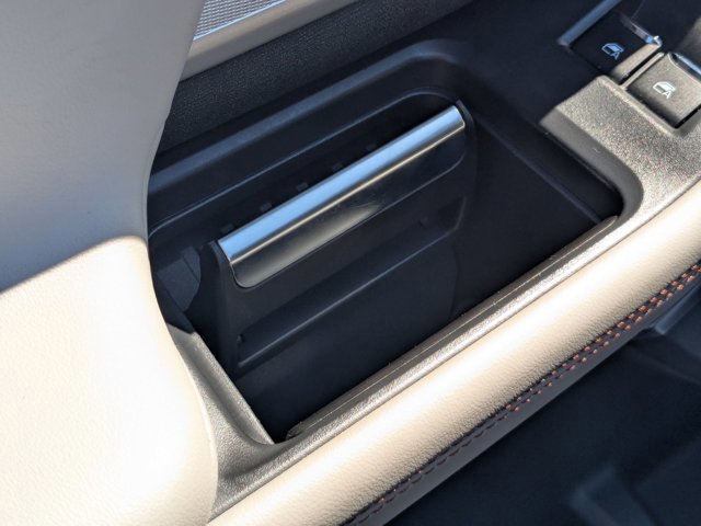 Certified 2025 Ford Expedition Active image 15