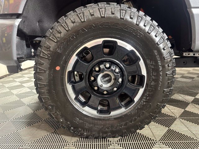Certified 2026 Ford F350 Platinum w/ Tremor Off-Road Package AWD/4WD image 10