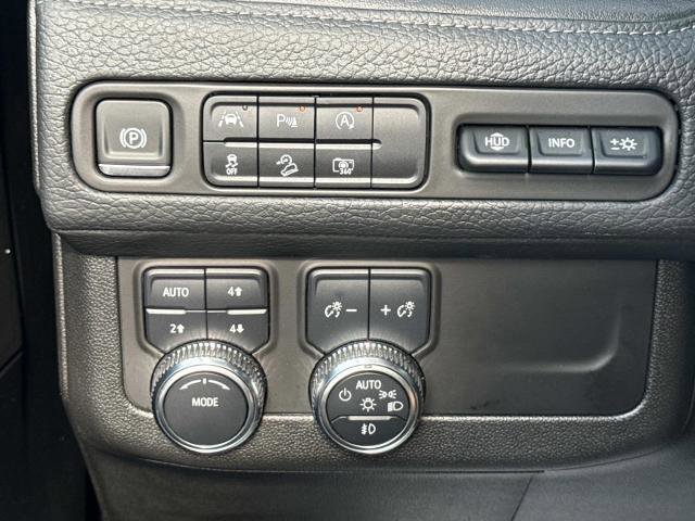 Used 2024 GMC Yukon Denali AWD/4WD image 22