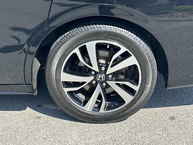 Used 2018 Honda Odyssey Elite image 12