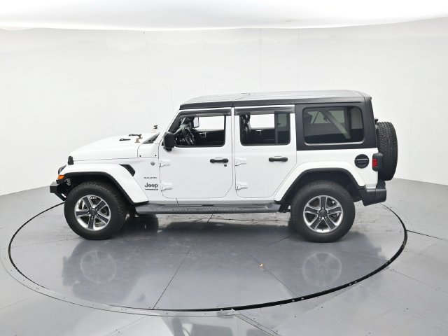 Used 2018 Jeep Wrangler Unlimited Sahara AWD/4WD image 39