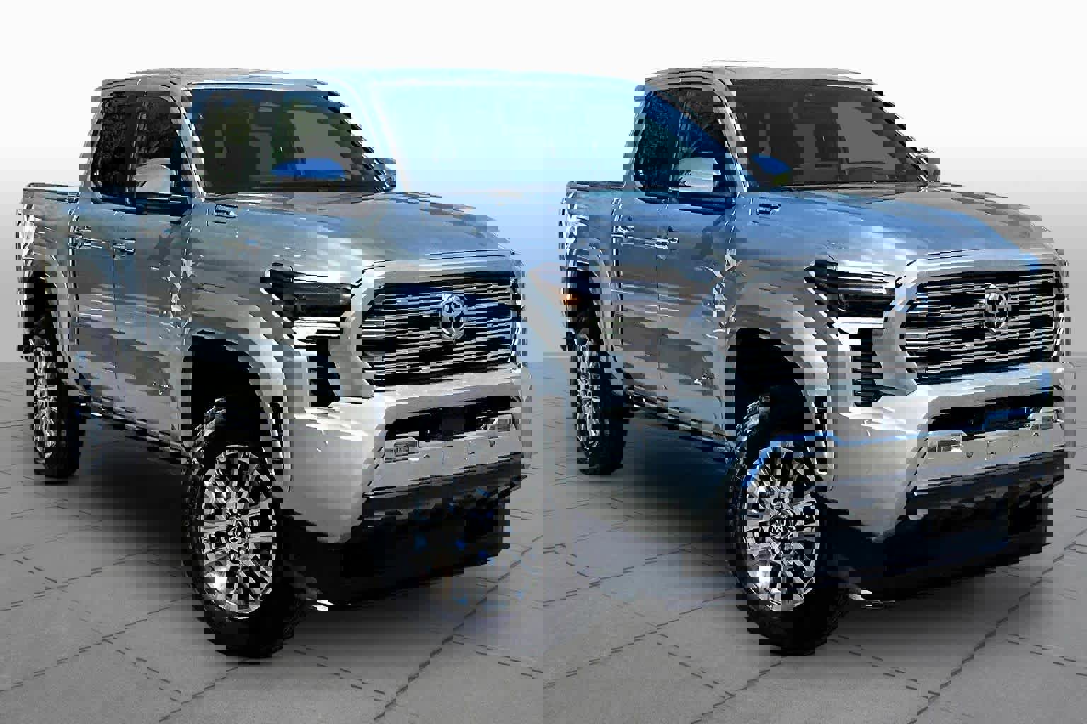 Used 2024 Toyota Tacoma Limited image 3