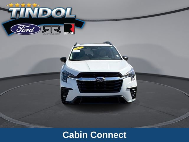 Used 2024 Subaru Ascent Limited w/ Technology Package AWD/4WD image 3