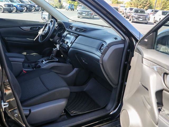 Used 2020 Nissan Rogue S AWD/4WD image 26