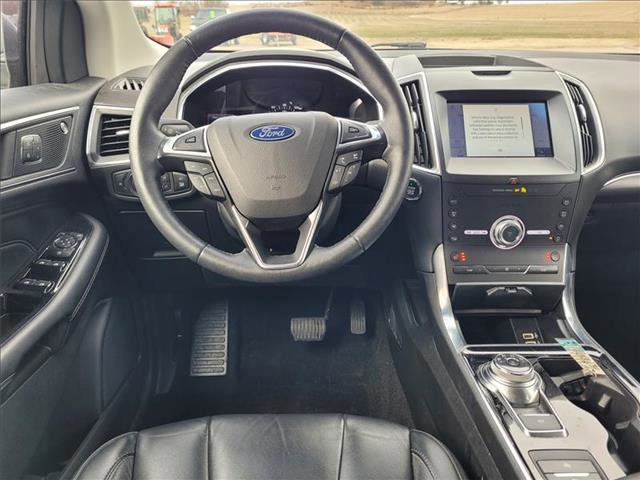 Certified 2020 Ford Edge Titanium image 10