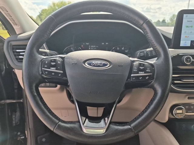Certified 2021 Ford Escape SEL FWD image 18