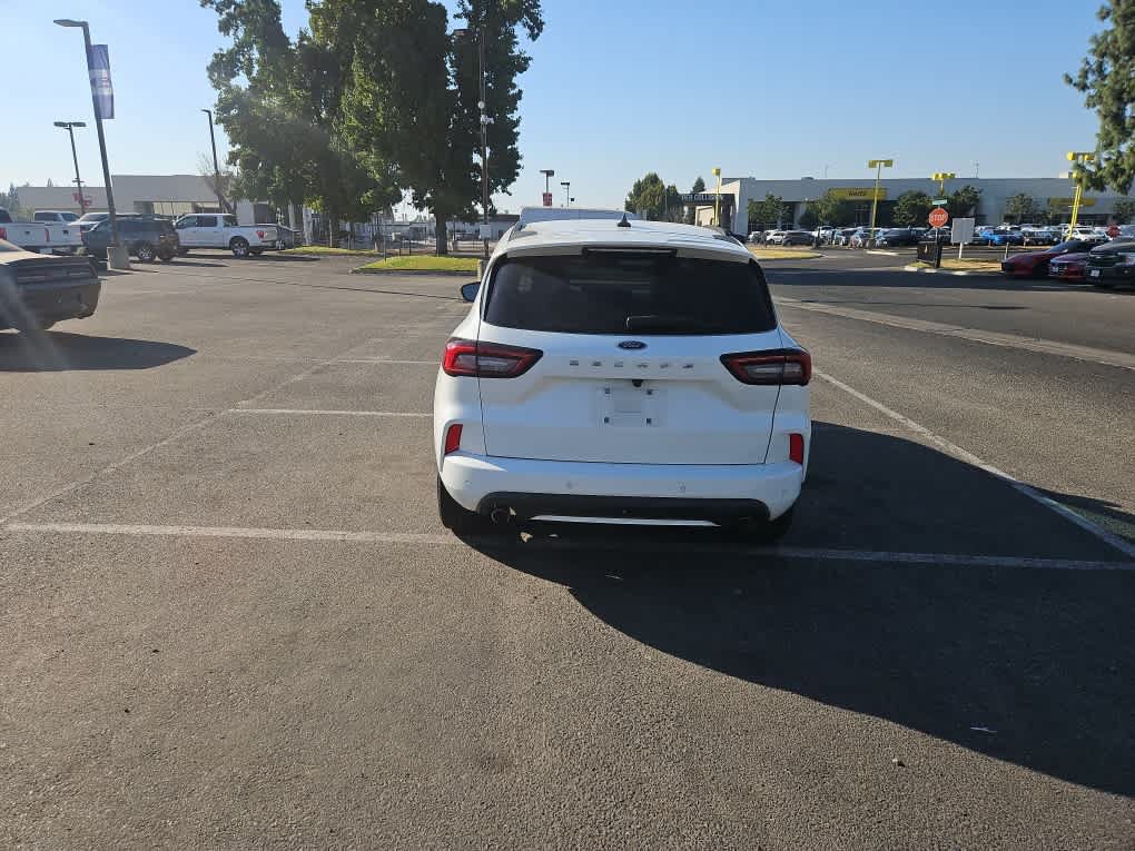 Certified 2023 Ford Escape ST-Line FWD image 6
