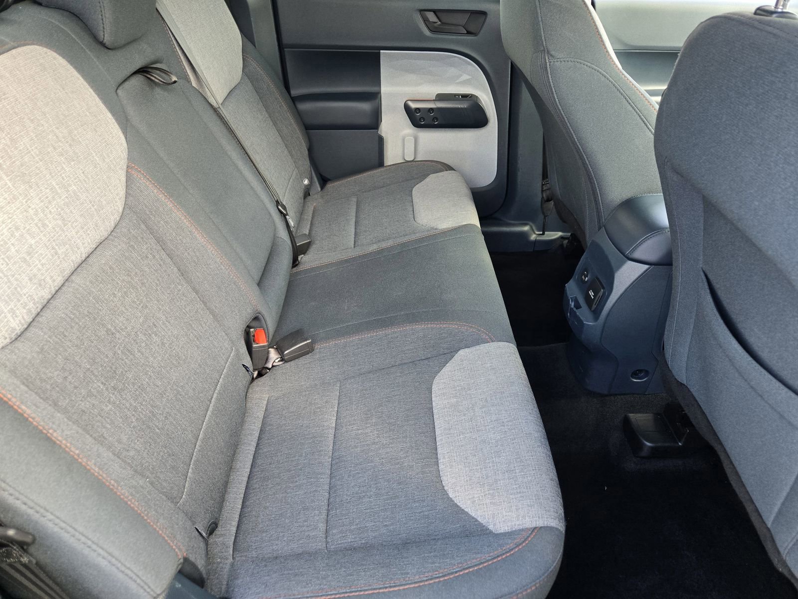 Certified 2024 Ford Maverick XLT w/ XLT Luxury Package image 29