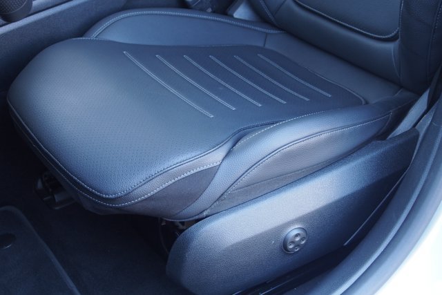 Used 2024 Mercedes-Benz C 300 Sedan image 20