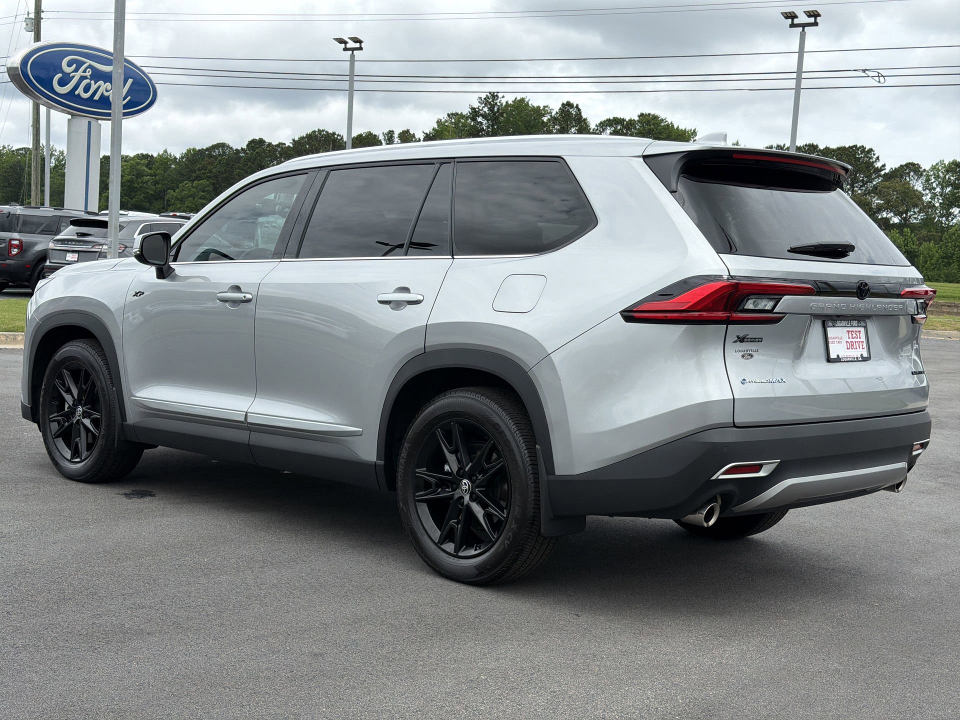 Used 2024 Toyota Grand Highlander AWD Hybrid image 23