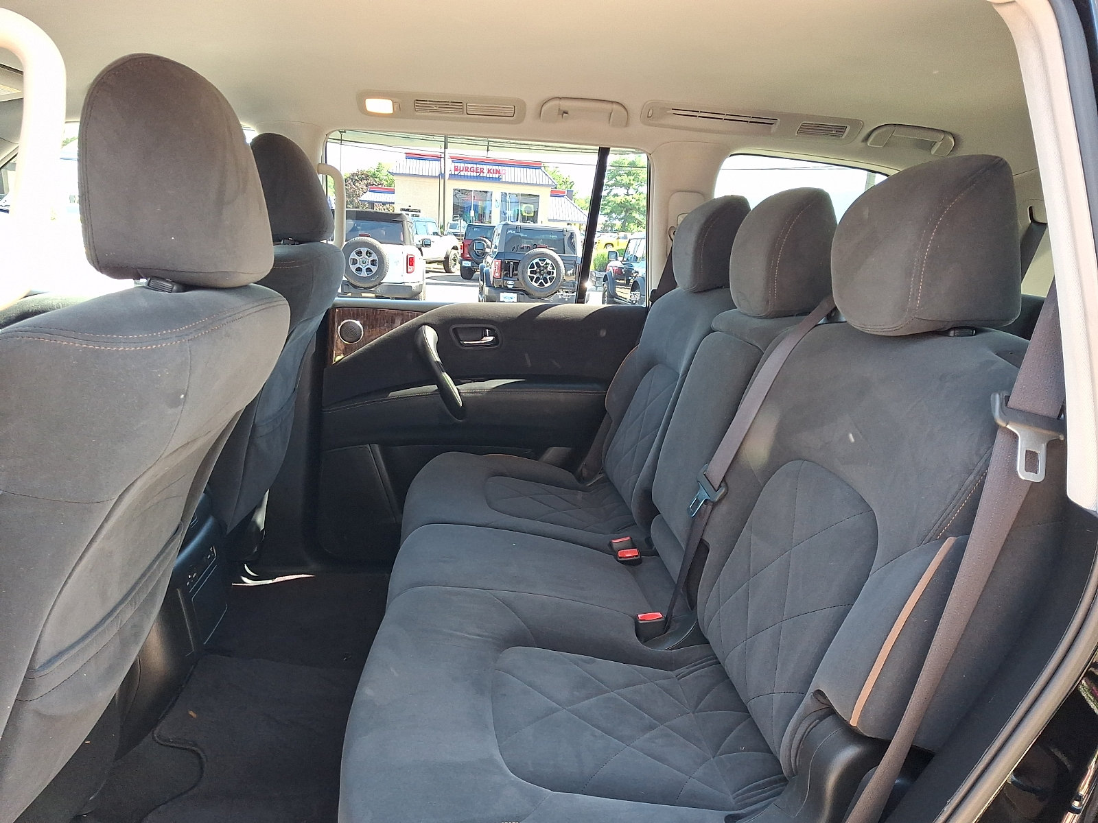 Used 2017 Nissan Armada SV w/ Driver Package RWD image 11