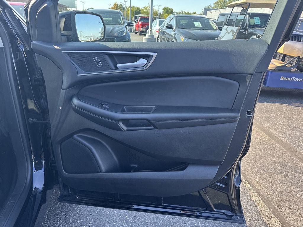 Certified 2024 Ford Edge SEL image 10