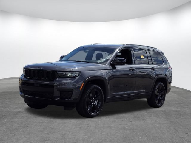 Used 2025 Jeep Grand Cherokee L Altitude AWD/4WD image 7